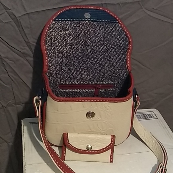 Small saddle with matching coin pouch - Picture 2 of 4